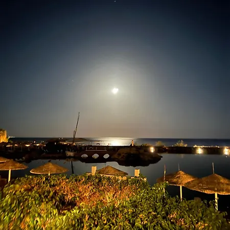 Private One-Unit In Domina Coral Bay Beach And Lake Direct View 3